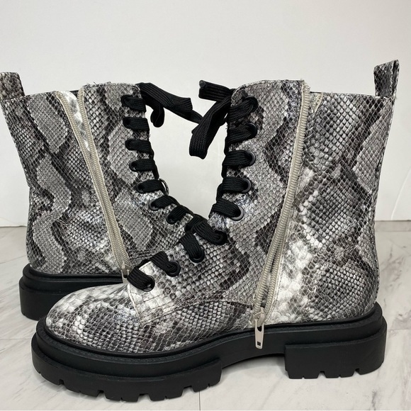 New! DV Dolce Vita Flume Snakeskin Faux Leather Lace Up Bootie 8 1/2 - Picture 6 of 14